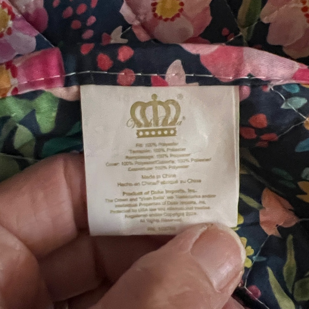 Virah Bella, Jane Quilted Floral Tote Bag (16”x17”x8”) 100% Polyester NWT - Picture 8 of 11